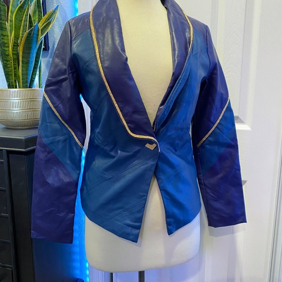 NWT Loki (Thor Ragnarok) Jacket - S - Picture 3 of 8